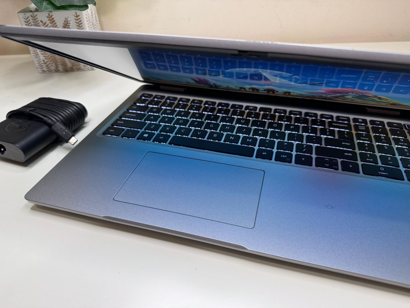 Dell Latitude 5520 Laptop | 15.6" UltraSilm FHD | Core i7-1185G7 (11th Gen) | 8GB+256GB | Backlit KB | Finger Prints | - Image 2